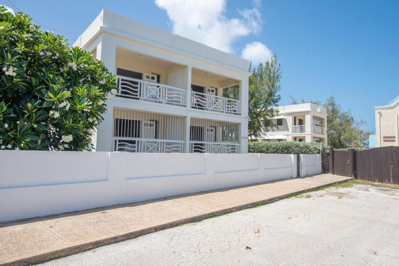 Ocean Bliss Apartments Christ Church Extérieur photo