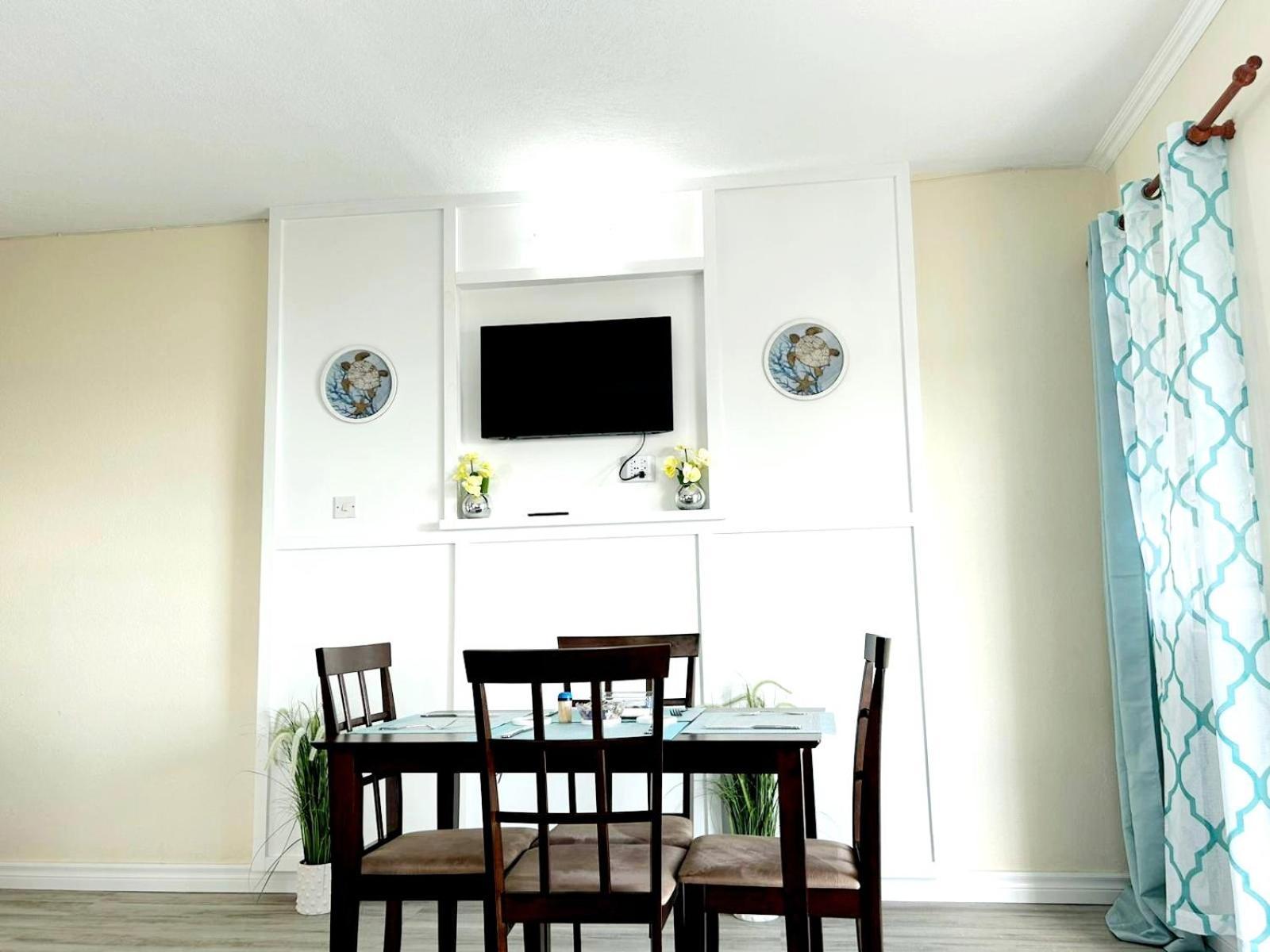 Ocean Bliss Apartments Christ Church Extérieur photo
